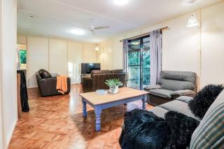 Banksia House - on Main Beach, Agnes Water - Agnes Water - 1