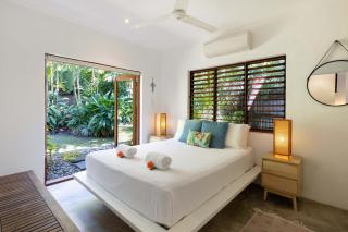 9 Sand Street - 3 Bedroom Beachhouse - Port Douglas - 4