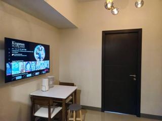 Modern & New, Work Desk, Fast Internet, Balcony - Manila - 6