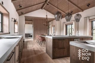 The Reindeer Lodge - 2