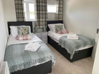 Wisteria Barn hot tub holidays in the Cotswolds - 3