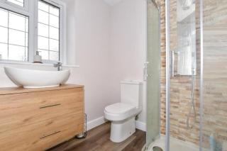 Modern house with lovely garden - 2