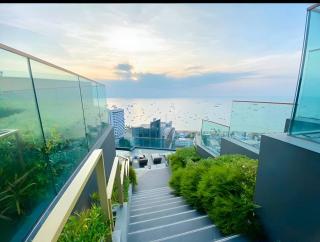 Condo in Downtown and Best Rooftop pool in Pattaya - Pattaya - 4