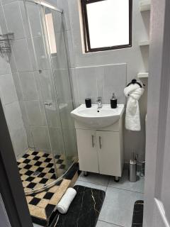CalmeQuies Home - Pretoria - 7