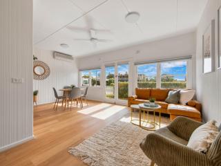 Fairways 18 - cottage in the centre of town - Batemans Bay - 2