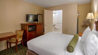 Best Western Point South - 3