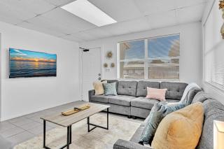 Sunny Hollywood Pool Home Near Beach & Casino - Hollywood - 7