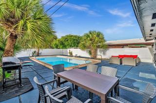 Sunny Hollywood Pool Home Near Beach & Casino - Hollywood - 1