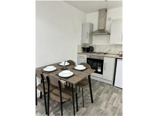 Broad Street Wolverhampton - 2 Bedroom Apartment - 7