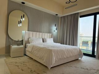 Al Zohra Ajman golf view - Ajman - 1