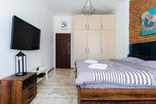 Flat at Powisle Great location - 5