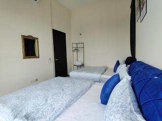 Premium Familystay Urban Suites-3BR 14 pax - Jelutong - 4
