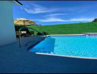Great located home with pool near beach - Walsingham - 0