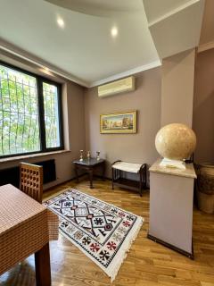 Chekhov Royal Estate - 1