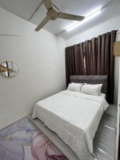 D'Farah Homestay Teluk Intan 3Bilik - Teluk Intan - 4