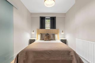 Designer Flat at Paddington Private Outdoor Oasis - London - 8