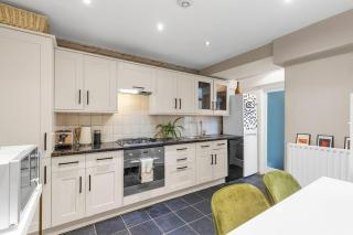 Designer Flat at Paddington Private Outdoor Oasis - London - 1