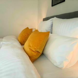 Comfort Apartment in Homburg - 24h Self-Check-in - Uni-Nähe - 3 Schlafzimmer - Parkplatz - Badewanne - Balkon - WLAN - Homburg - 2