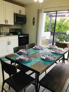 SEASCAPE COZY BEACH HOME only half mile TO OCEAN and BEACH SLEEPS 6 - Naples - 4