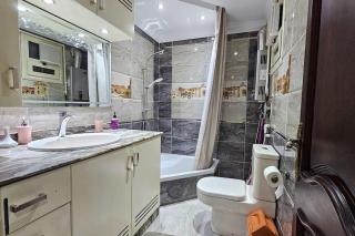Comfy 2 Bedrooms Apartment in Cairo 92 - Cairo - 2