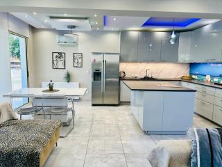 Luxury Villa LAPIS LAZULI - Meneou - 2