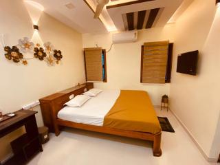 AL-MANAL 306 Premium Room Triple Bed - Bhatkal - 8