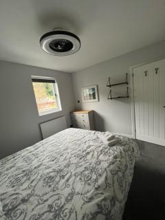 The Mail Barn Studio - 2