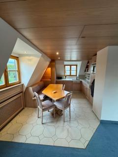 Dachgeschoss Wohnung in Bahnhof- und Seenähe - Herrsching am Ammersee - 5