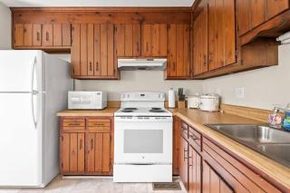 Prime Location 2 BR Oasis with Washer and Dryer - 1