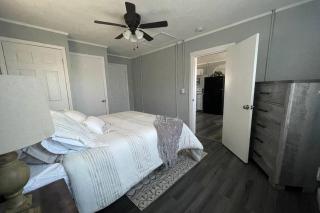 Cozy 1-Bedroom Apartment in Knoxville's Heart - Knoxville - 2