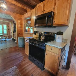 Private and Cozy Cabin Close to Williamsport, PA - - 4