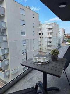 Lumada Apartment Free Garage Parking - Brodarica - 3