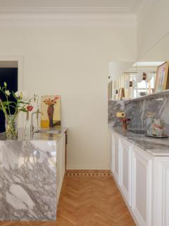 Parisian Elegance in Baku - 7