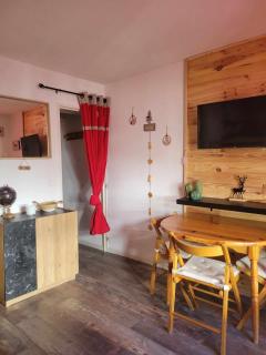Studio avec grande terrasse 4 personnes centre station la Foux d'Allos - La Foux - 8