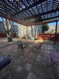 Centrally located Cozy Tiny Loft, Near ACL, SXSW, Zilker, 6th Street - Austin - 9