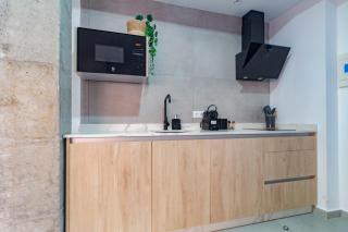 Nuevo acogedor estudio junto Sta Justa y Aeropuerto - Seville - 3