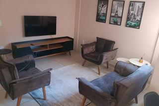 Apartamento com varanda no centro de Aperibé - Aperibé - 0