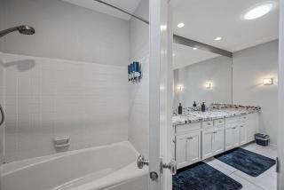 Casa Camelback Only 10Min Walk to OldTown w pool, patio, smoker, ping pong table - Scottsdale - 2