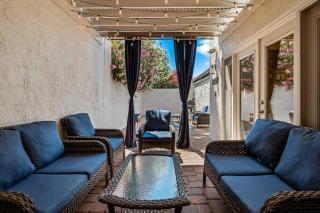 Casa Camelback Only 10Min Walk to OldTown w pool, patio, smoker, ping pong table - Scottsdale - 5