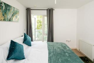 One Bedroom apartment near Central London with Private Balcony - Londra - 2
