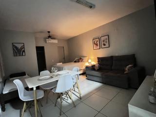 Kitnet Aconchegante em ambiente Familiar a 100m Praia Camburi com Garagem - 1