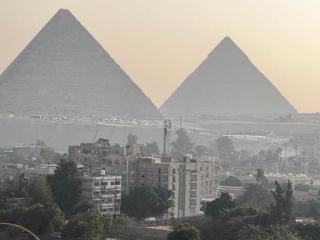 Pyramids view - Il Cairo - 0