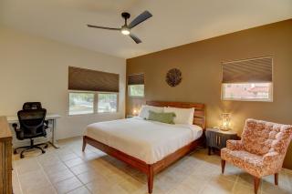 Santa Fe Home with Private Yard - Santa Fe - 4