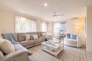 16 Grandview Cl - water views, air con and Wi-Fi - Soldiers Point - 6