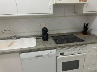CÉNTRICO y AMPLIO APARTAMENTO con todas las comodidades - Sevilla - 4