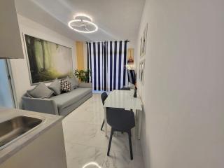 New 2 Bedrooms Gold flat at Las Canteras beach with balcony and Free Parking - Las Palmas de Gran Canaria - 7