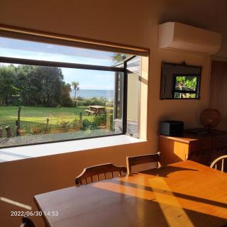 Beachfront Bliss - Your Parapara Seaside Retreat - Parapara - 5