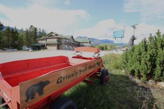 Glacier Mountain Lodge - 5