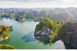 Cat Ba Cruise - Cat Ba - 2