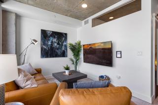 8th fl Amazing views! Lux design! Pool gym Pkg! - Salt Lake City - 2